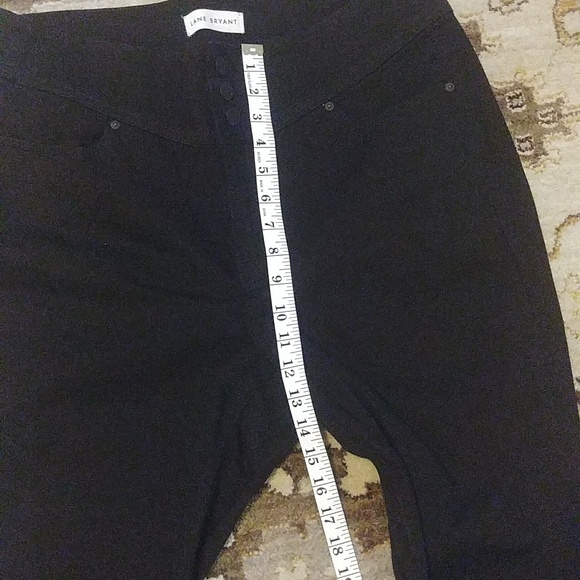 Lane Bryant Capris Pants - Picture 6 of 8